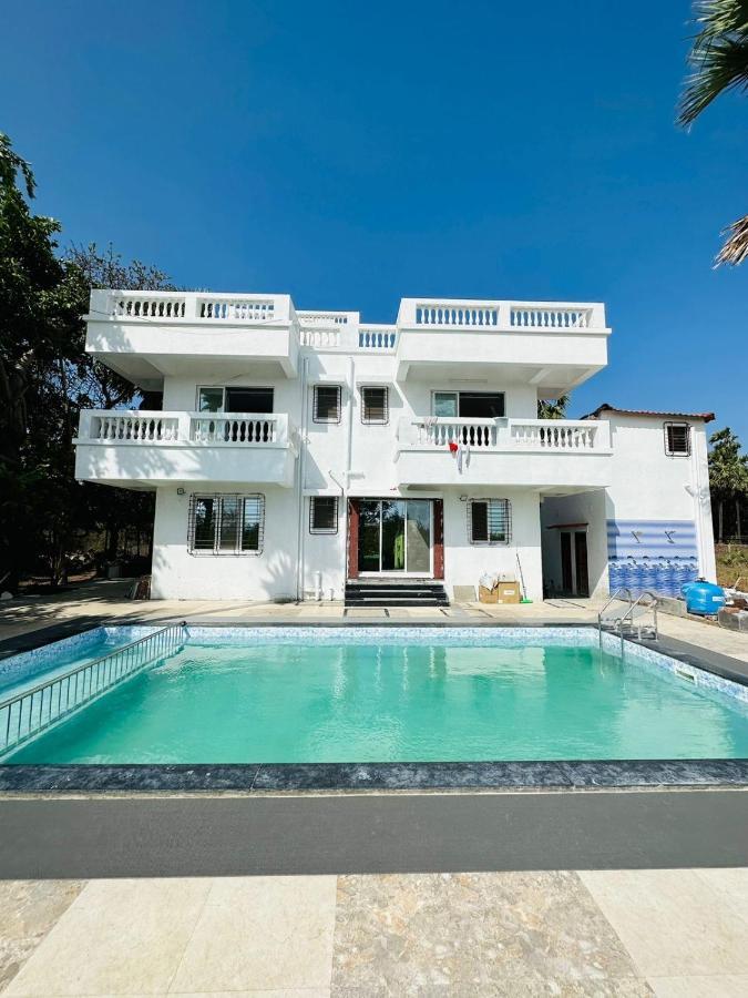 Classic Villa Pālghar Dış mekan fotoğraf