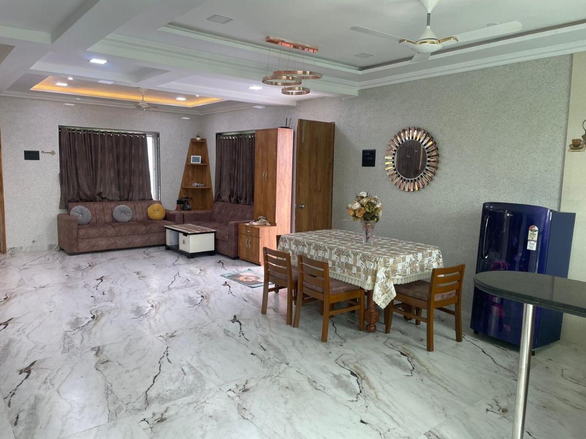 Classic Villa Pālghar Dış mekan fotoğraf